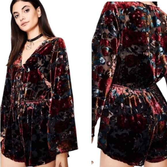 Audrey 3+1 Velvet Burnout Jewel Tone Long Bell Sleeve Romper Womens Large - Picture 1 of 12